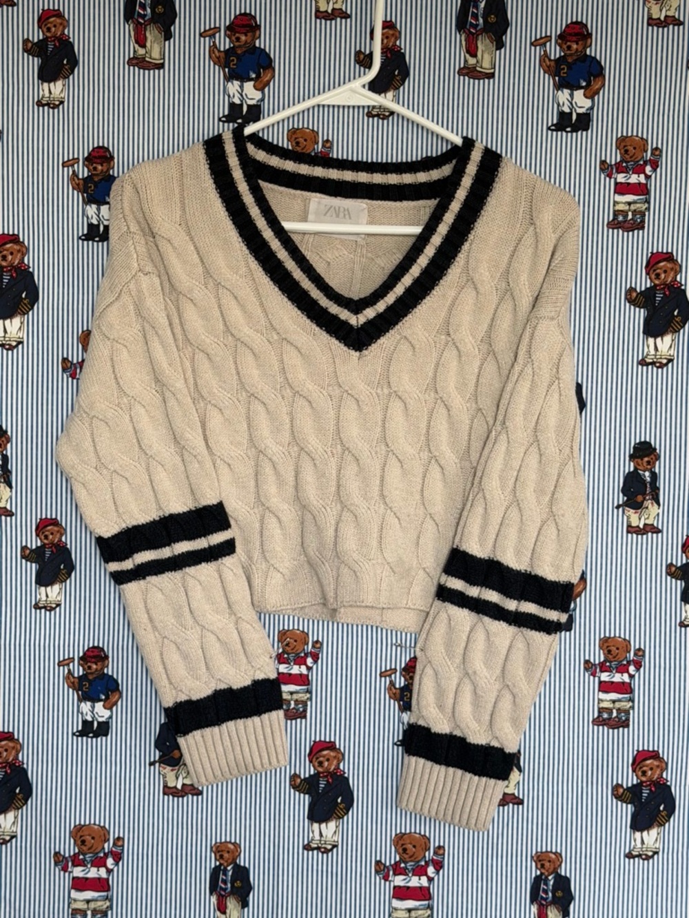 Zara Cream Cable-Knit V-Neck Sweater with Black Stripe Trim